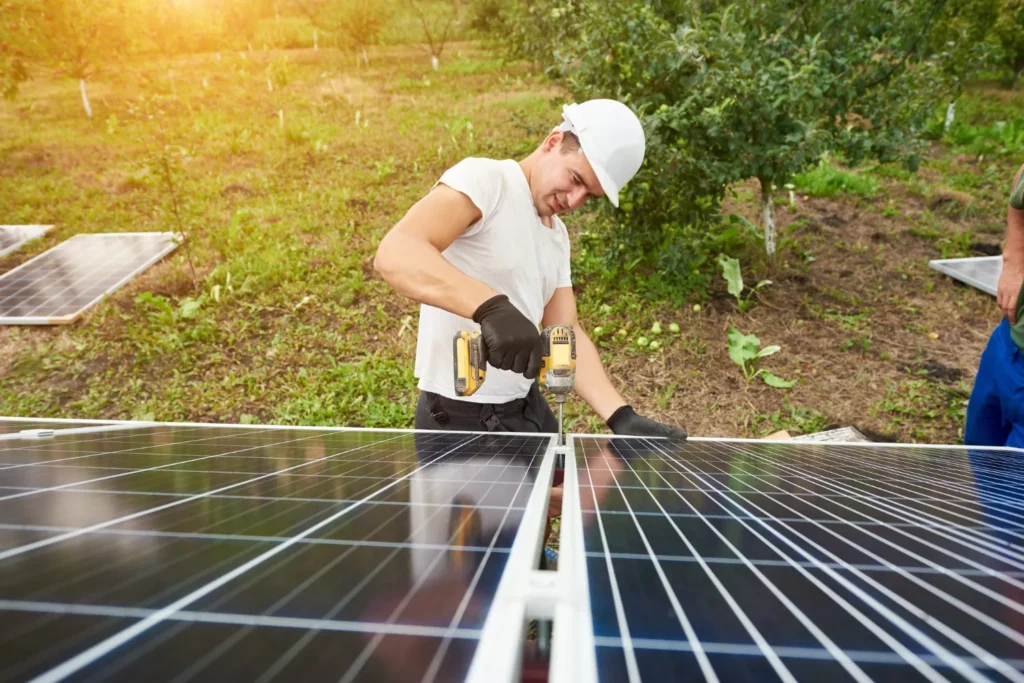 Unveiling the Lifespan of Solar Panels